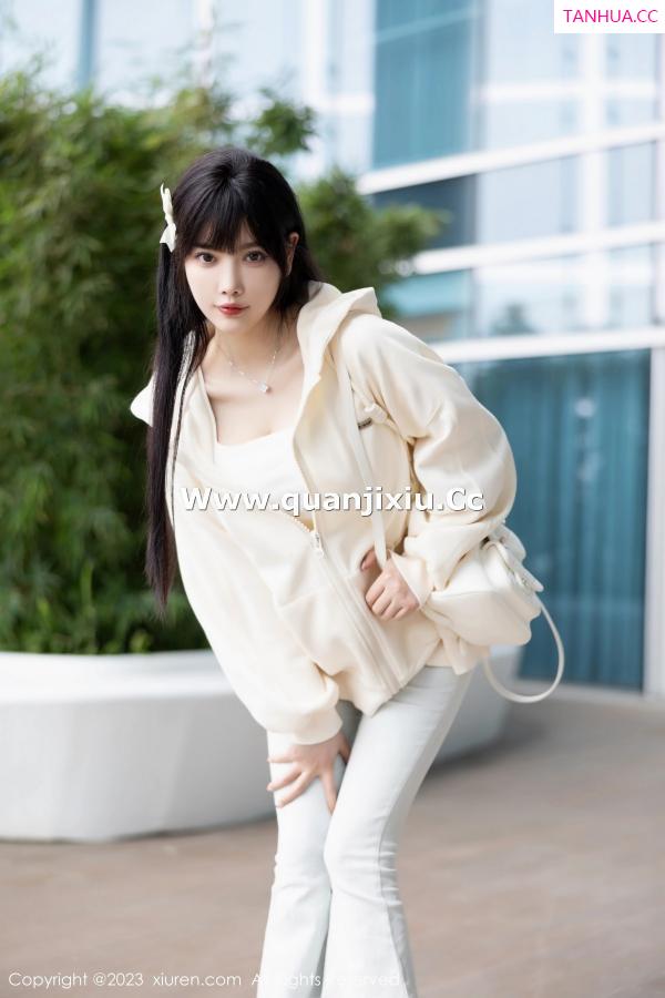 杨晨晨 sugar小甜心CC [XiuRen]高清写真图 2023.05.09 No.6707 杨晨晨Yome 美腿美臀第2张图片